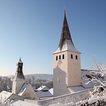 Kirchenburg Kinding im Winter