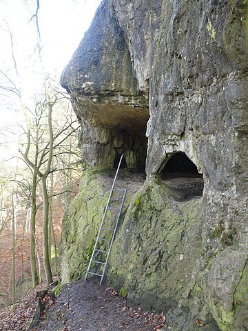 Das Östliche Schneiderloch bei Unteremmendorf